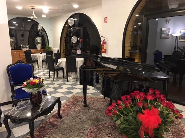 Hotel Oceano Πεσκιέρα ντελ Γκάρντα Εξωτερικό φωτογραφία